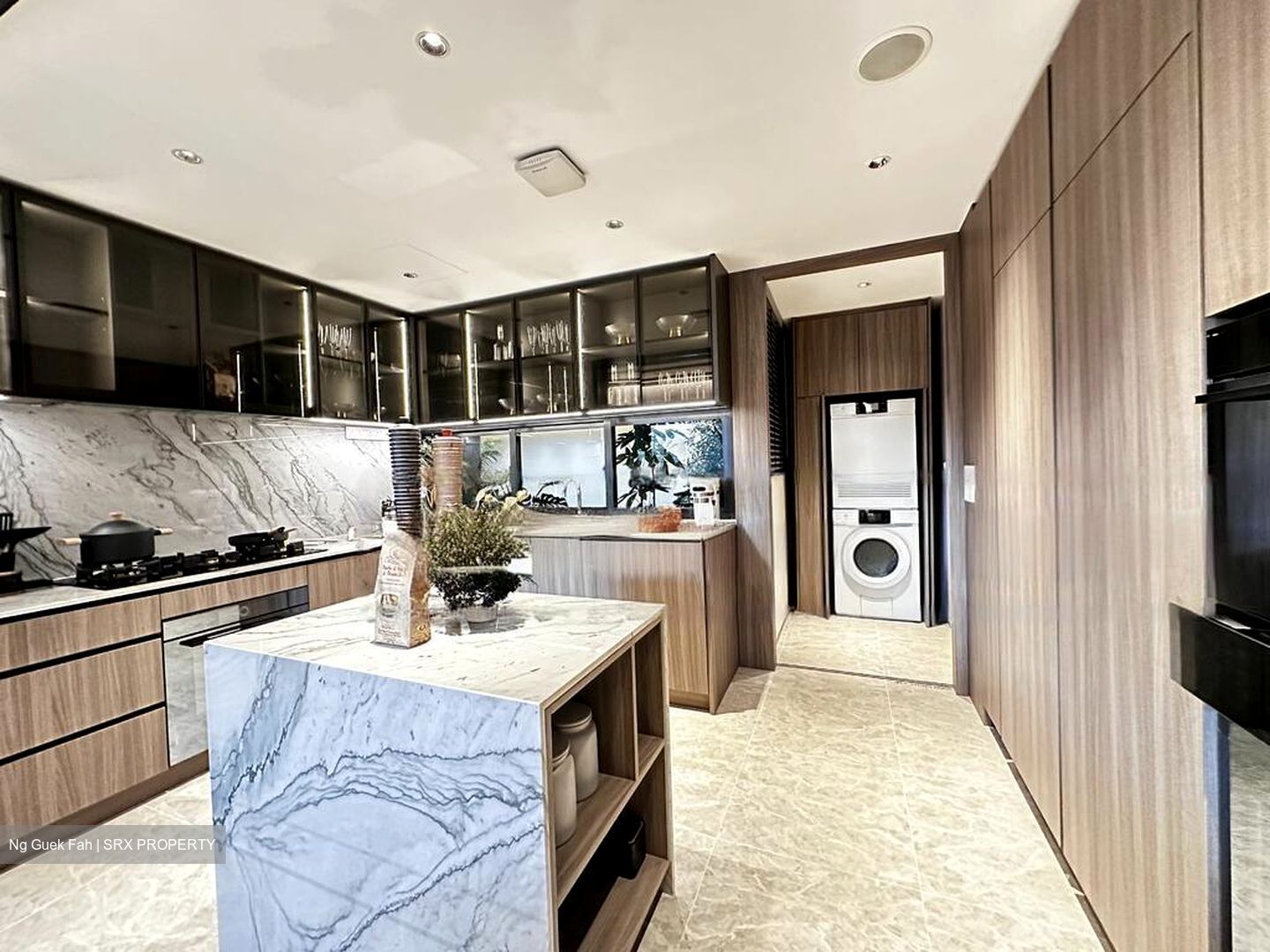 Meyer Road (D15), Condominium #466511861
